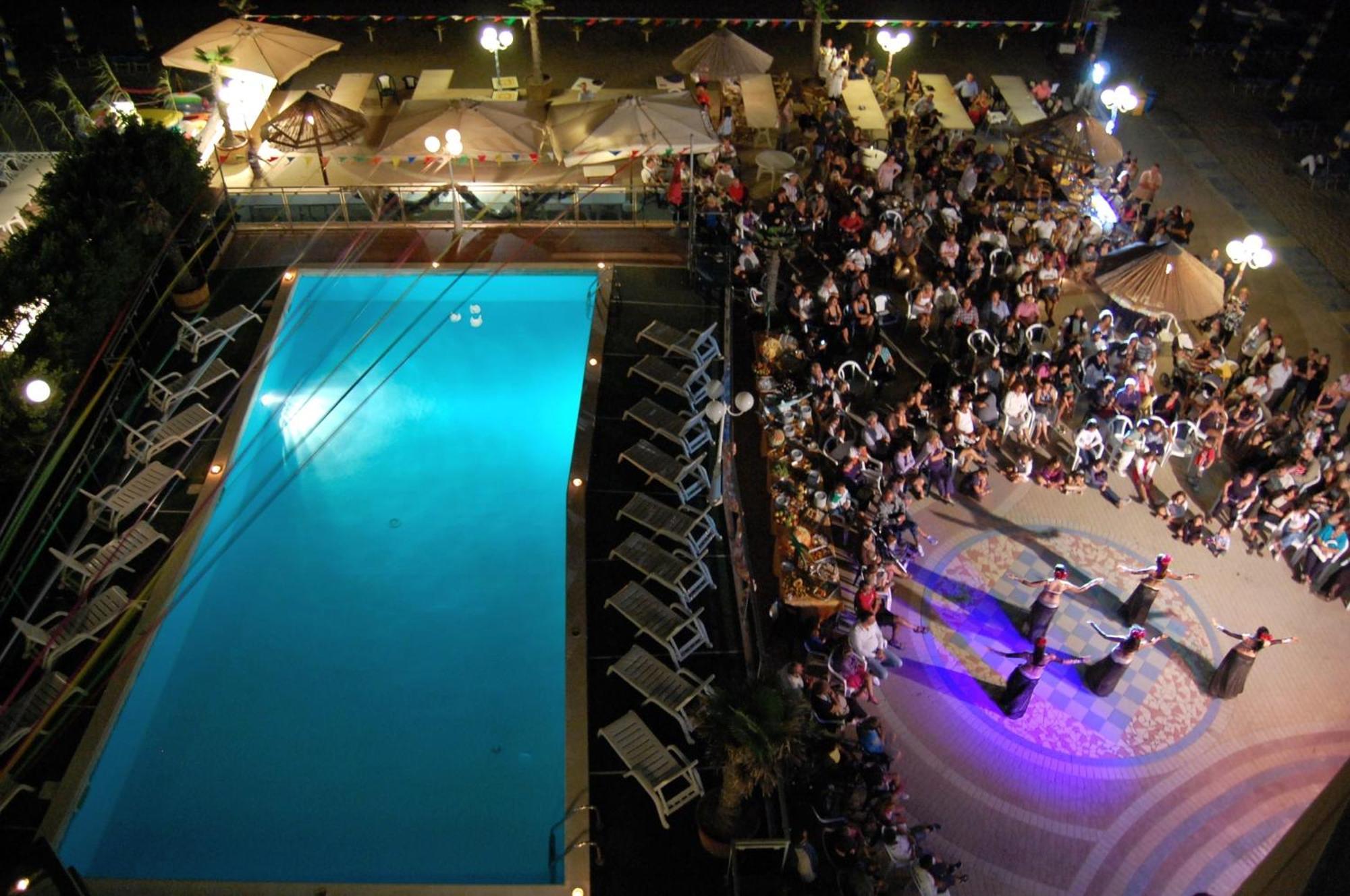 Bikini Tropicana Family Hotel Lido Di Savio Zewnętrze zdjęcie